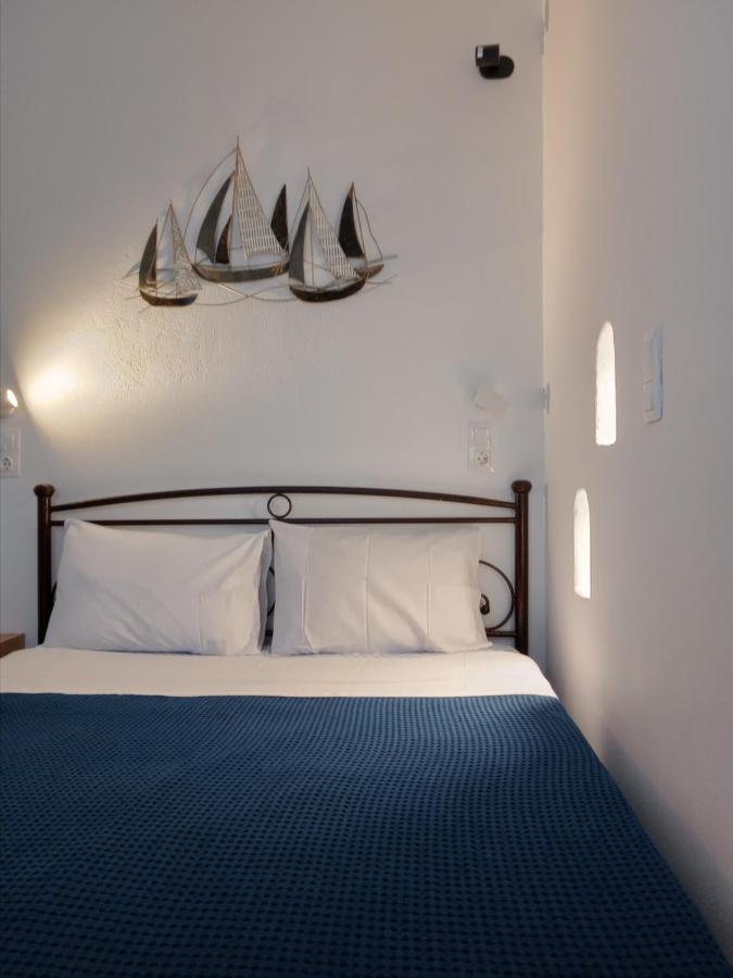 Meltemi Rooms And Studios Anafi Esterno foto