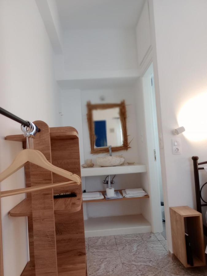 Meltemi Rooms And Studios Anafi Esterno foto